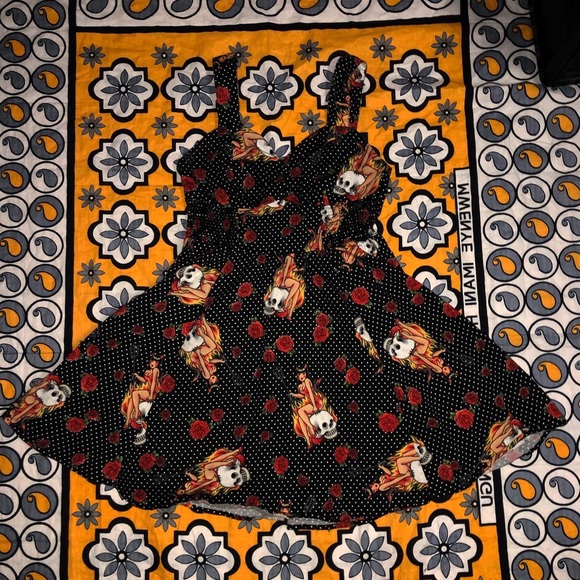 Hot Topic Dress - Picture 3 of 4